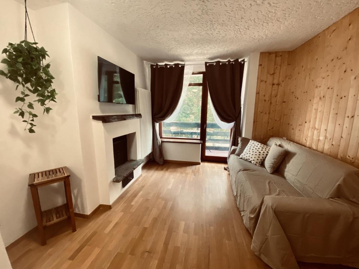 Appartement La Finestra Sul Brenta Con Posto Auto Privato Al Centro Di Mad Di Campiglio Cipat O22233-At-O13262 à Folgarida Extérieur photo