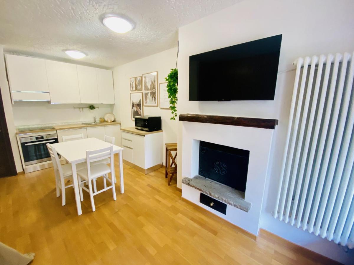 Appartement La Finestra Sul Brenta Con Posto Auto Privato Al Centro Di Mad Di Campiglio Cipat O22233-At-O13262 à Folgarida Extérieur photo