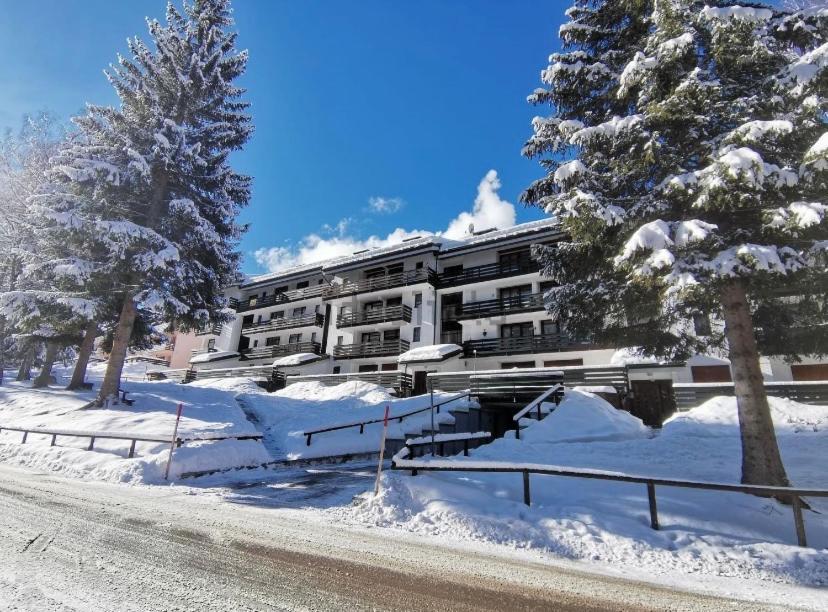 Appartement La Finestra Sul Brenta Con Posto Auto Privato Al Centro Di Mad Di Campiglio Cipat O22233-At-O13262 à Folgarida Extérieur photo